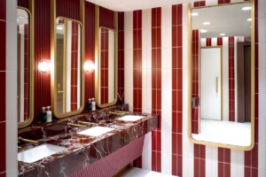 interno, parede, hotel, design de interiores, banheiro, cama, cortina, espelho, janela, teto, piso, cômodo