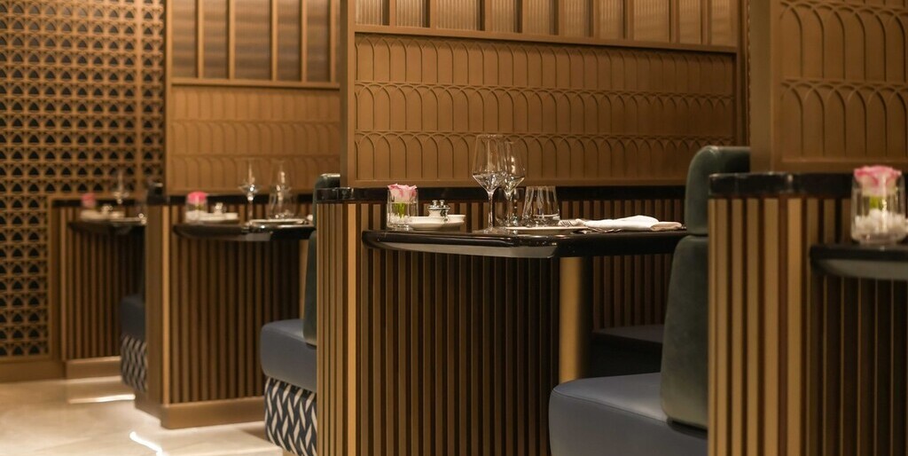 móveis, mesa, interno, parede, Contentor para resíduos, Armários, Balcão, piso, cadeira