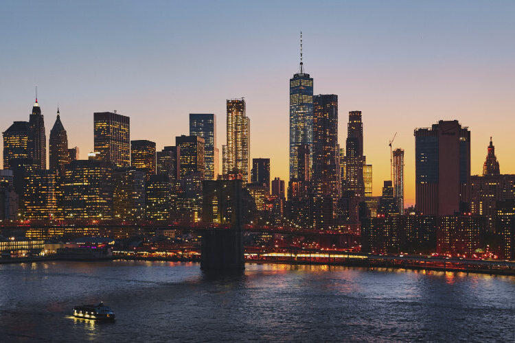 Compartilhando Emissões: Guarulhos para Nova York voando com a American Airlines