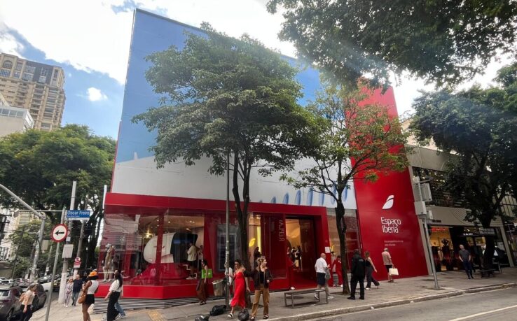 Espaço Iberia leva história e experiência de voo para de luxo em São Paulo