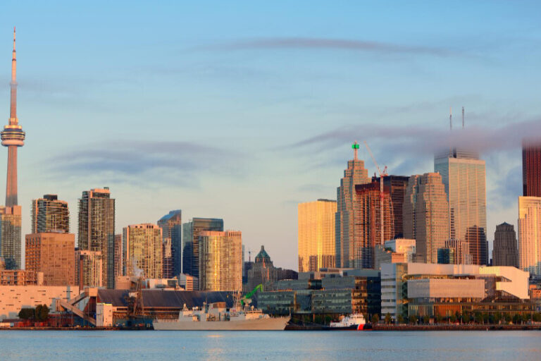 Compartilhando Emissões: Miami para Toronto voando American Airlines com milhas Smiles