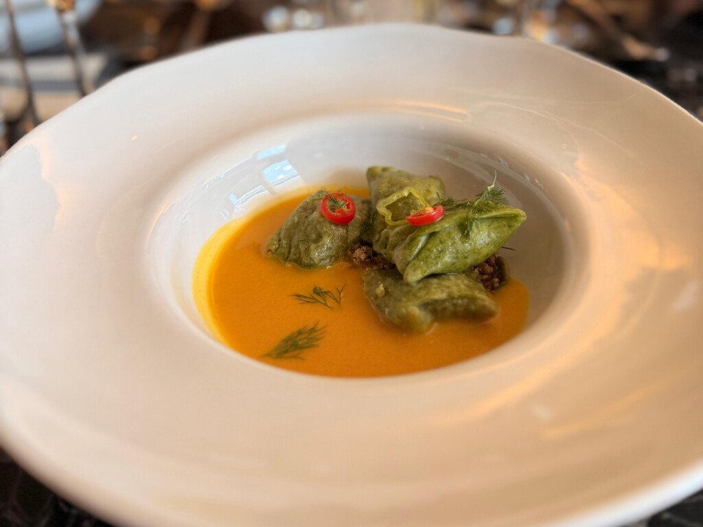 placa, prato, alimento, sopa, louça, ingrediente, Culinária, mesa, tigela, interno, restaurante, vegetal