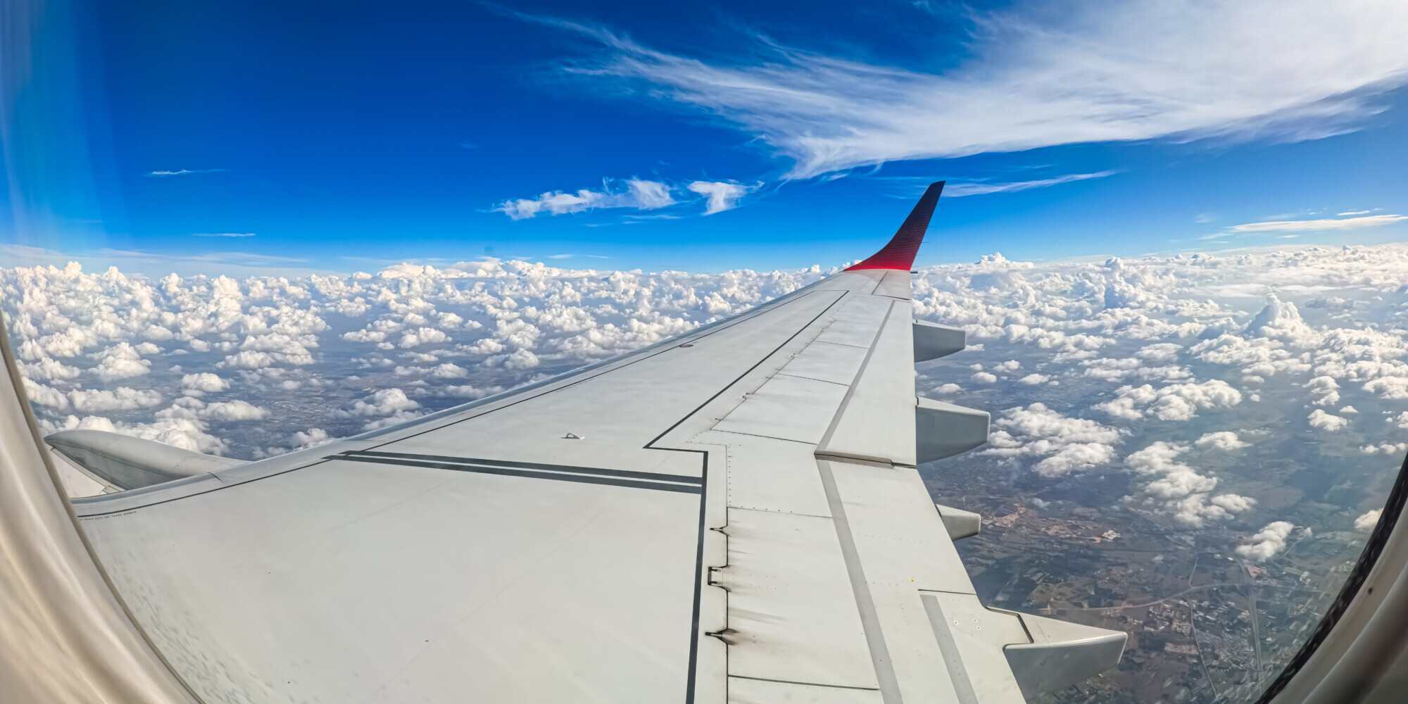 nuvem, avião, plaina, céu, Viagem aérea, outdoor, aeronave, Linha aérea, avião de passageiros, asa, Engenharia aeroespacial, janela, montanha, voo, térreo, aéreo