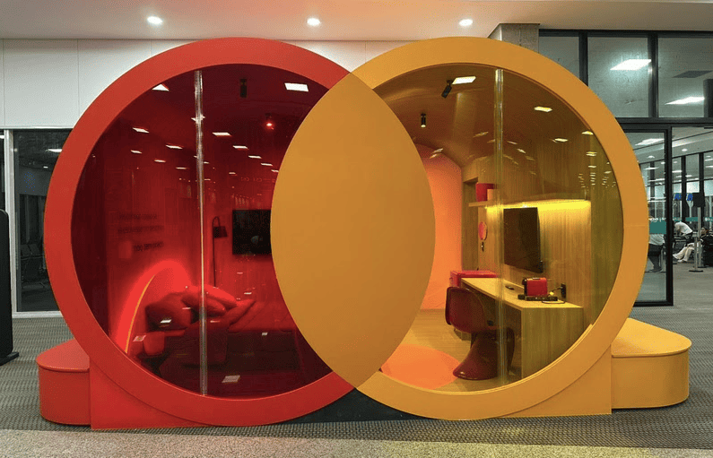 Cápsula de descanso é novidade de campanha da Mastercard no Galeão