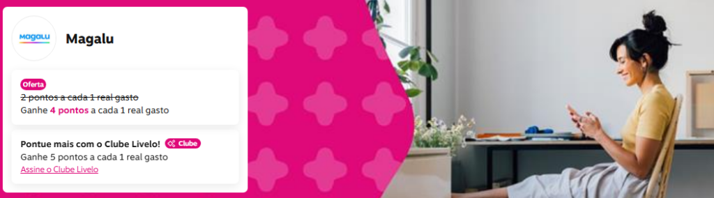 texto, captura de tela, roupas