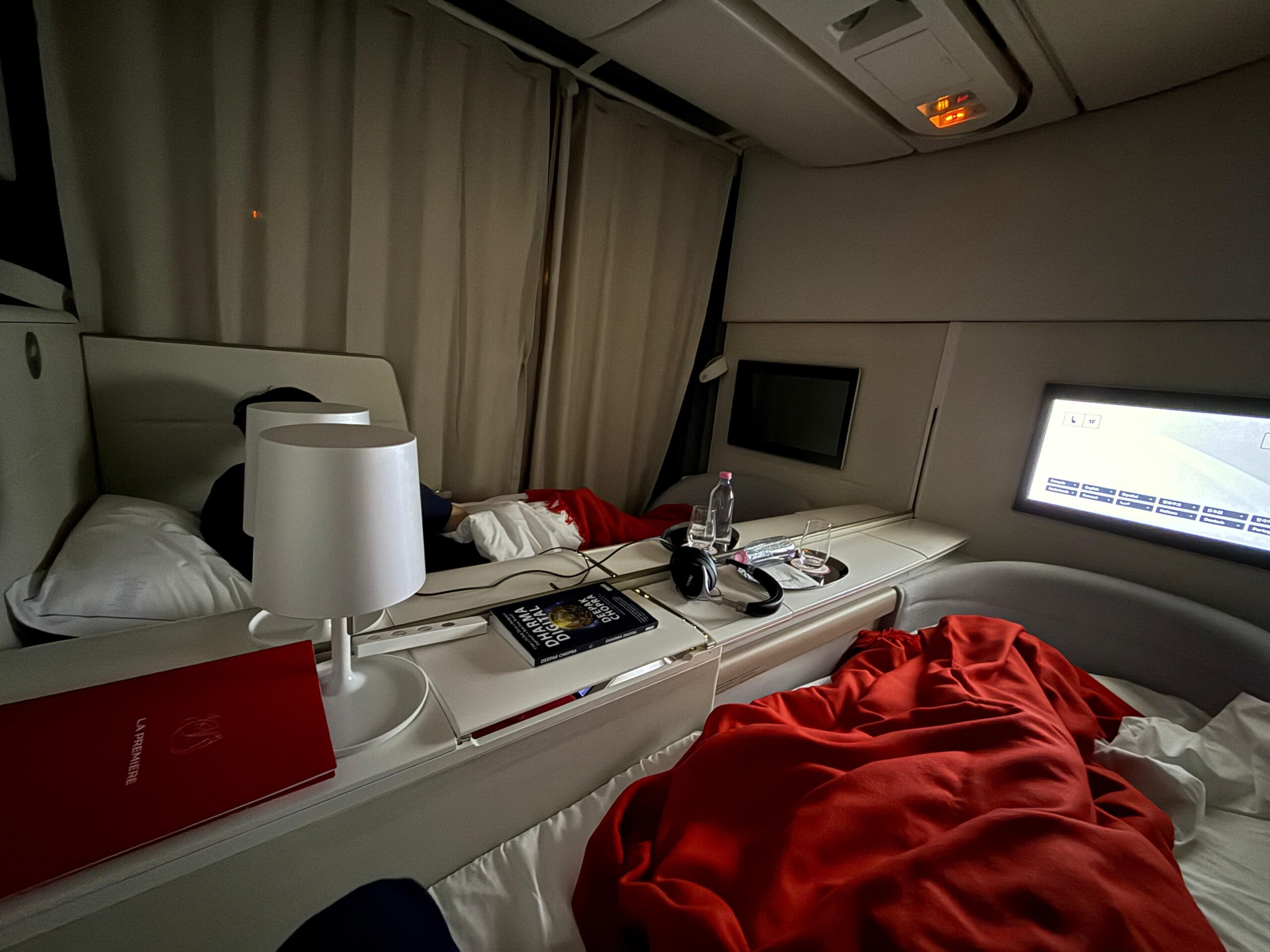 Compartilhando Emiss&otilde;es: Guarulhos para Madri voando em fam&iacute;lia na La Premi&egrave;re