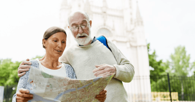 Férias com idosos: confira dicas para uma viagem tranquila