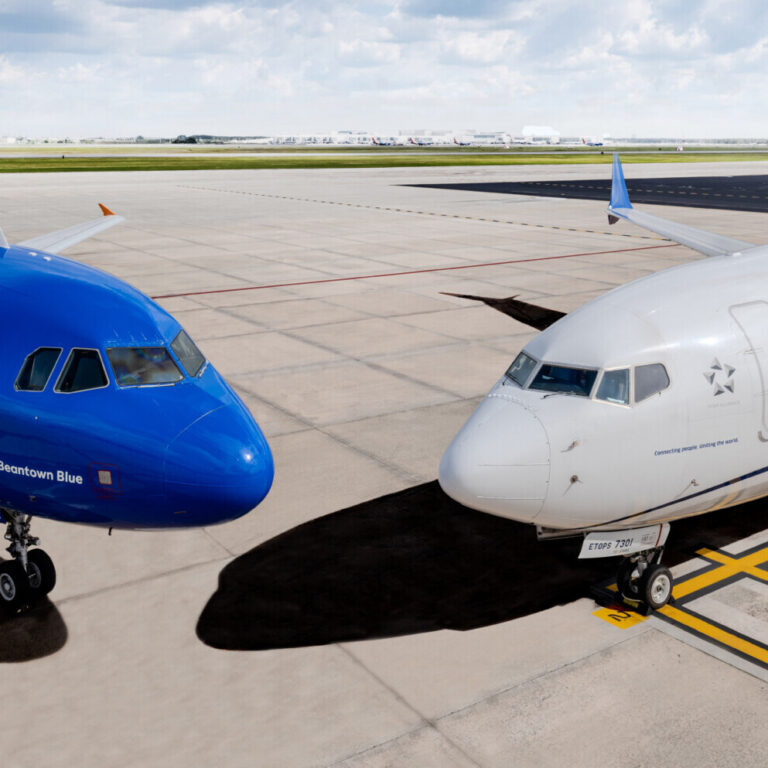 united jetblue blue sky