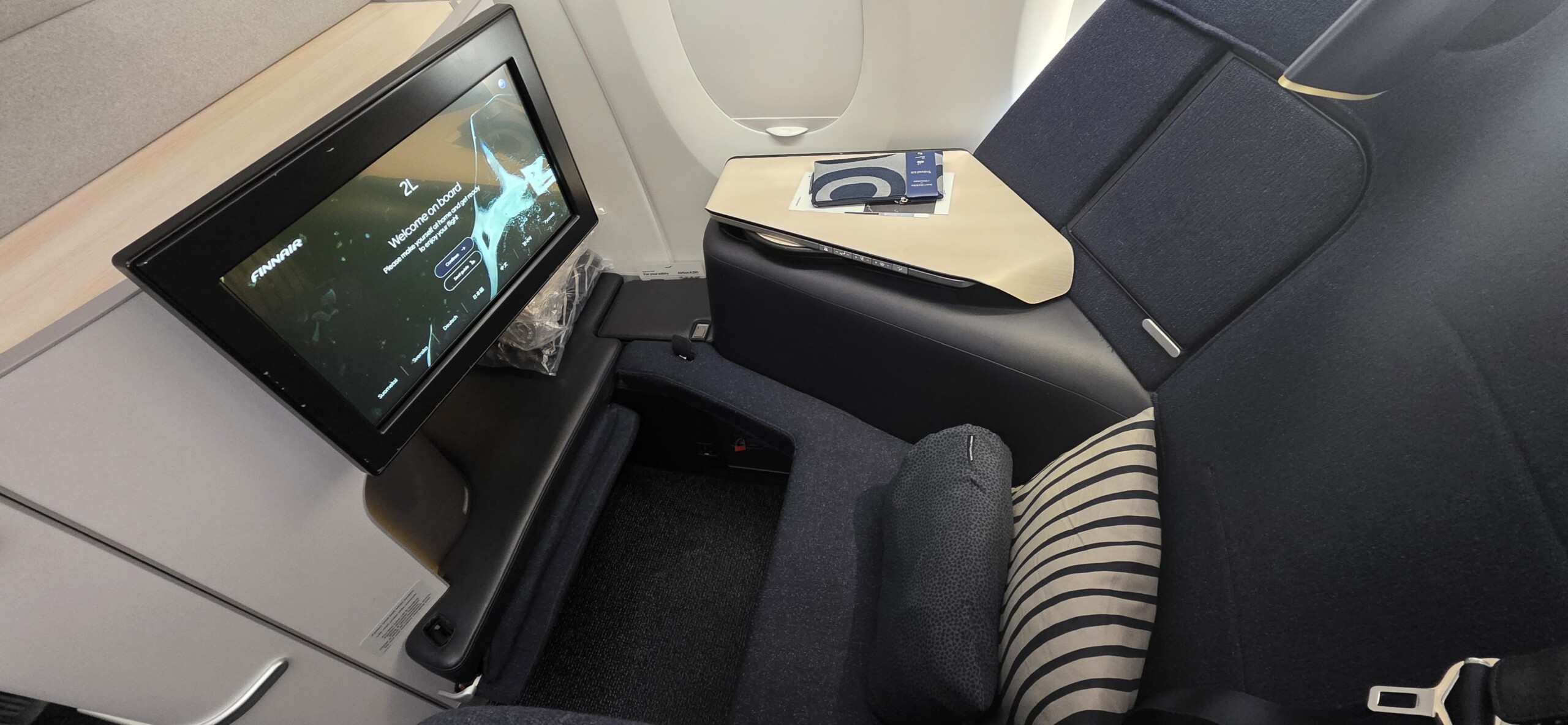 Compartilhando Emissões: Bangkok para Helsinki voando Finnair em classe executiva