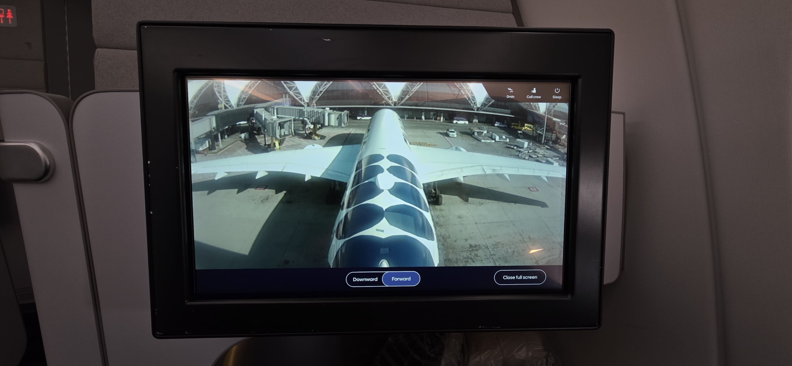 texto, monitor, Dispositivo de exibição, Televisão, multimídia, mídia, Monitor de tela plana, Monitor com iluminação secundária de led, televisão, vídeo, exibição, Dispositivo eletrônico, tela, TV lcd, Televisão a cabo, eletrônica, interno, parede, pessoa