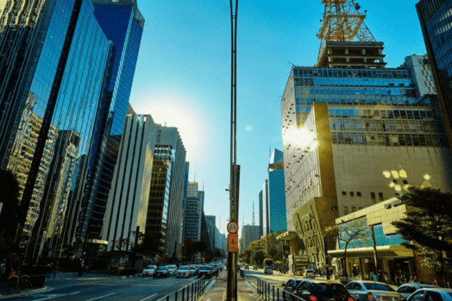 Reserve hotéis próximos à Avenida Paulista com diárias a partir de R$ 171