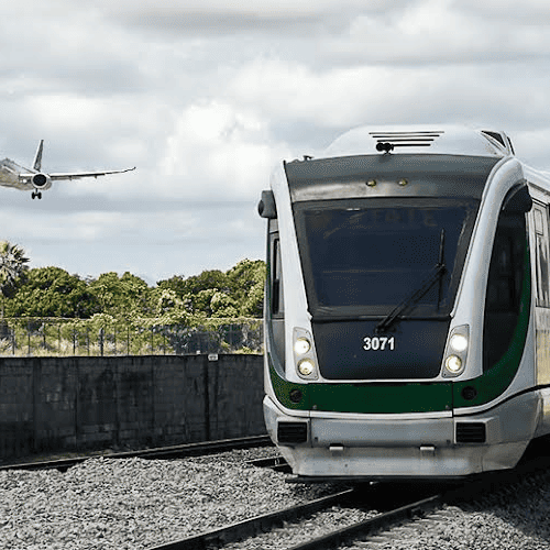 Transporte rápido! Fortaleza inaugura trem ligando aeroporto à cidade