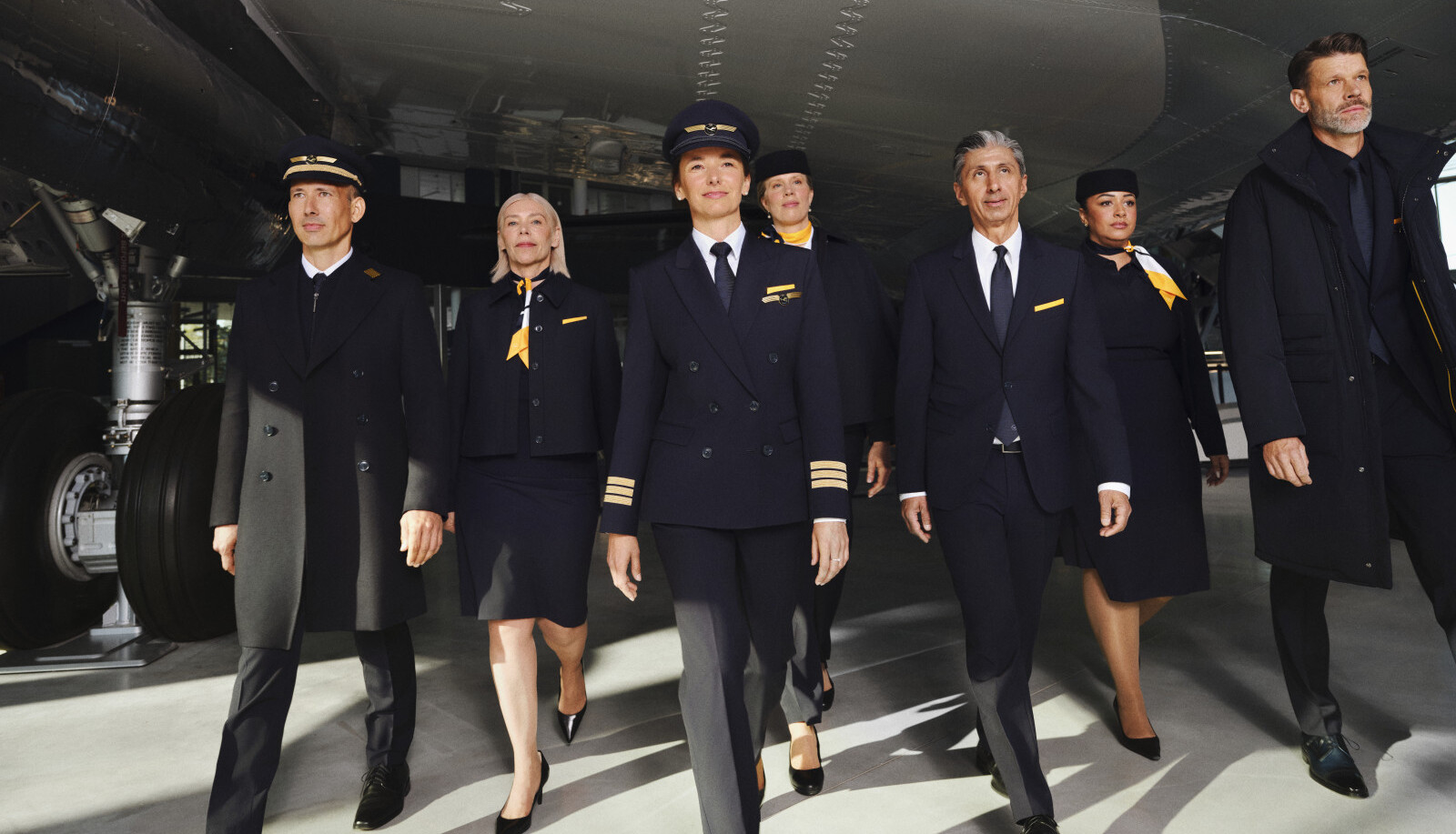 uniformes lufthansa