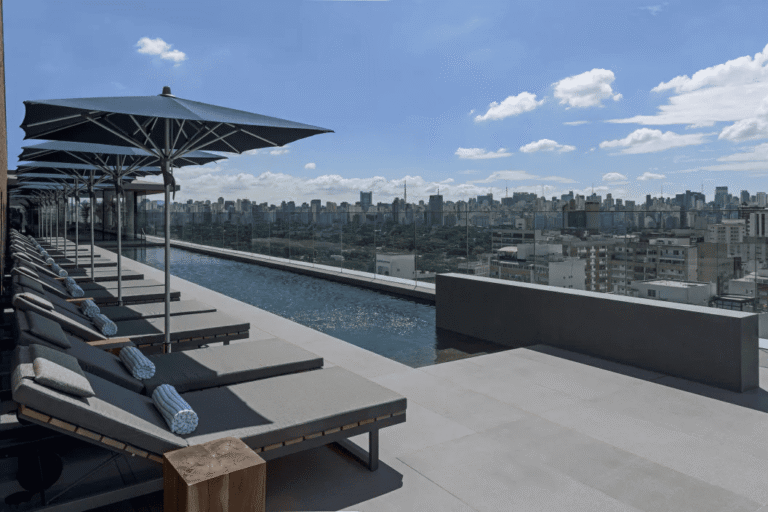 Hotelaria deverá receber investimentos de R$ 13,6 bilhões em 2026