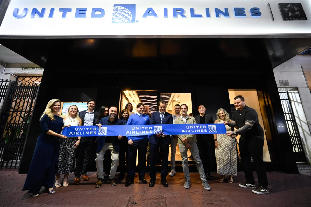 united airlines loja ipanema