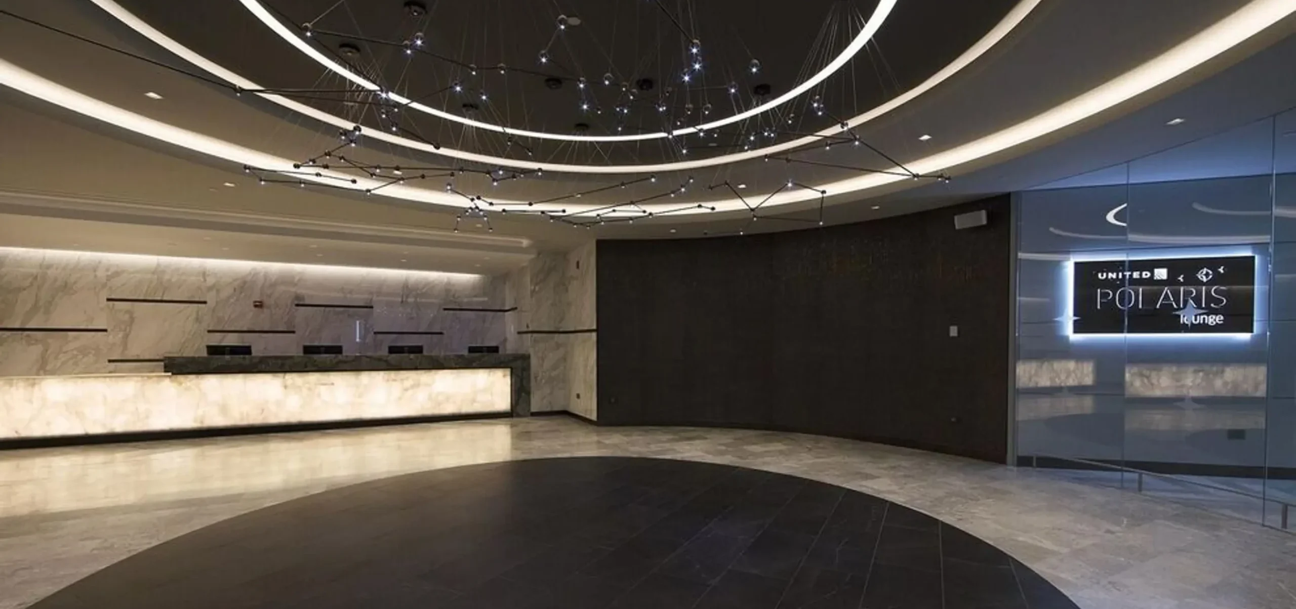 united lounges polaris