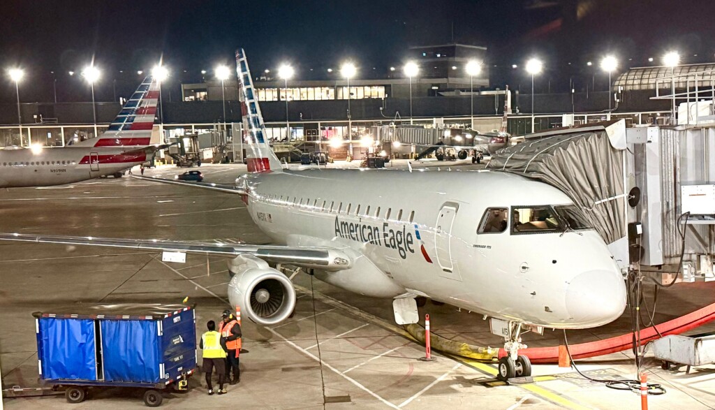 American Airlines Embraer 175