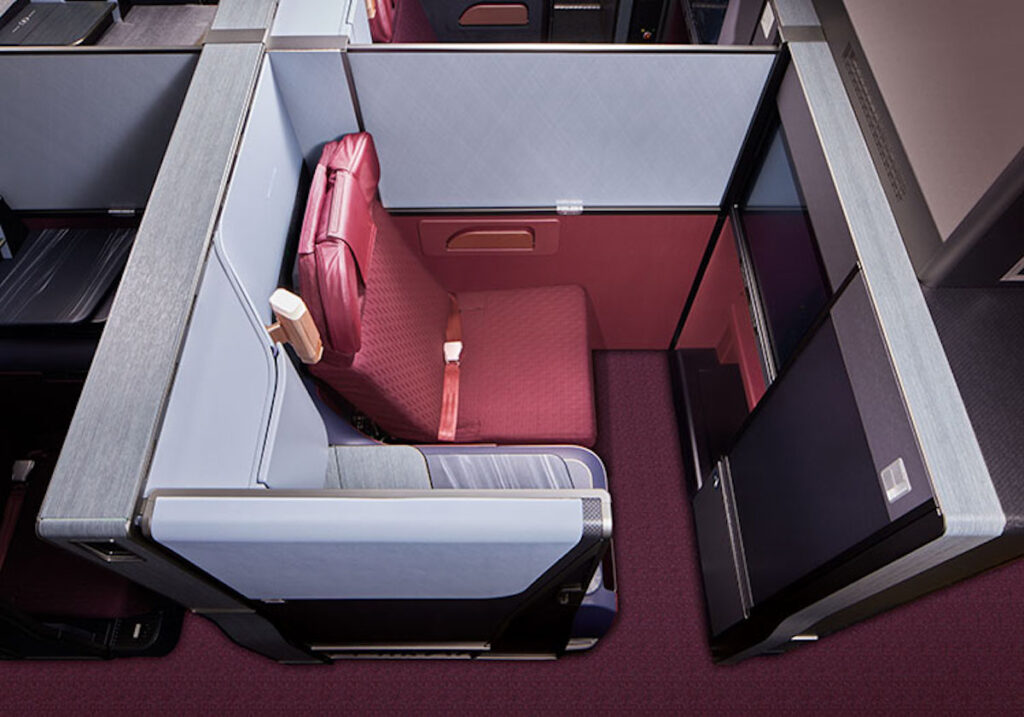 Compartilhando Emissões: Osaka para Paris voando na nova classe executiva da JAL