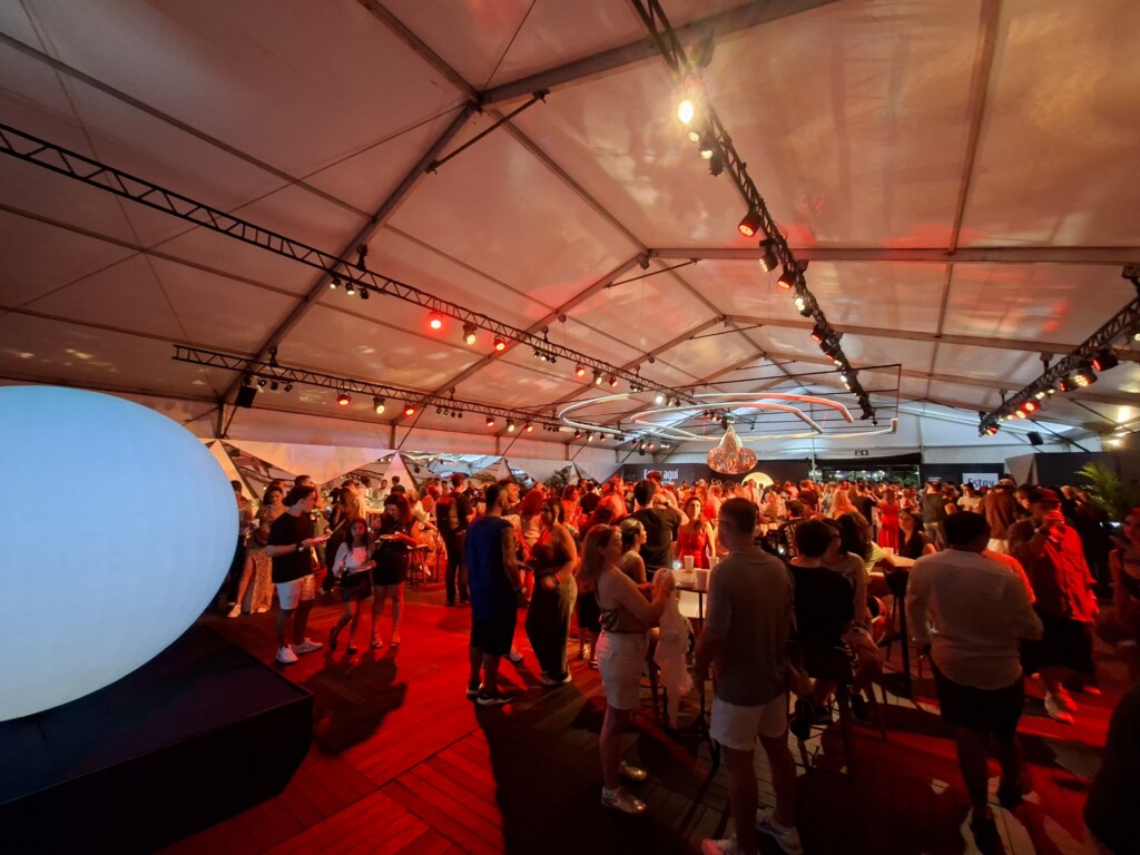 Confira como foi o show da Shakira no espaço Santander