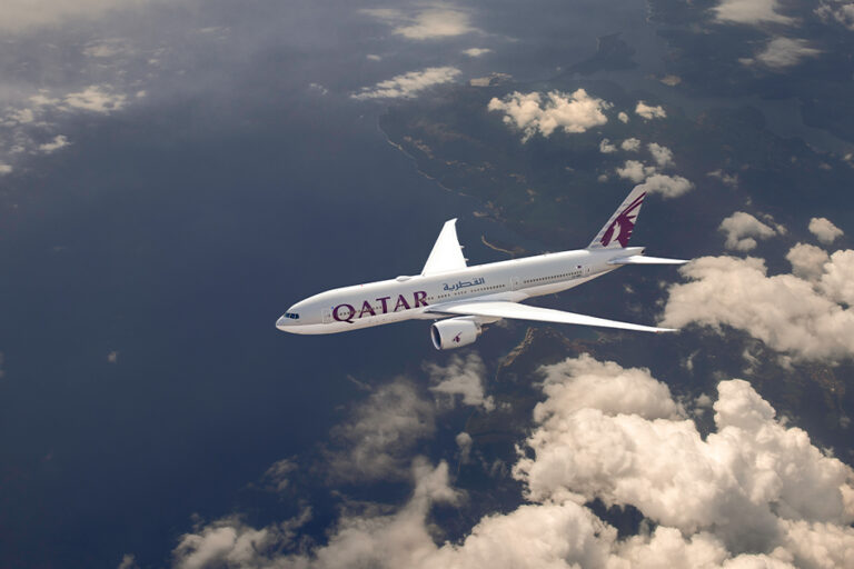 qatar caracas bogotá boeing 777 qatar airways