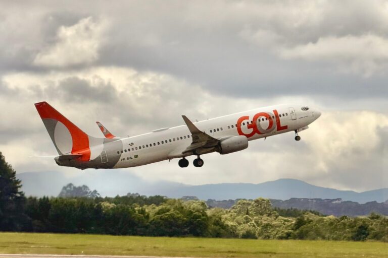 foto fernanda inocente GOL boeing 737 max voos da gol do rio de janeiro para salta, na argentina