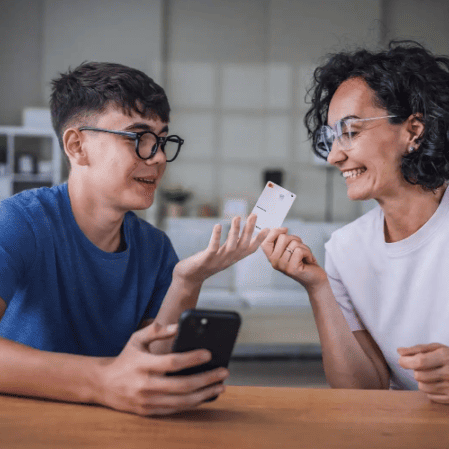 Porto Bank apresenta cartão destinado para adolescentes