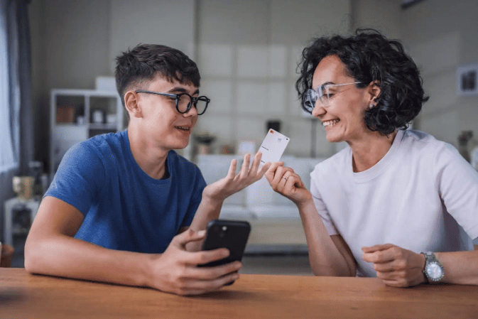 Porto Bank apresenta cartão destinado para adolescentes