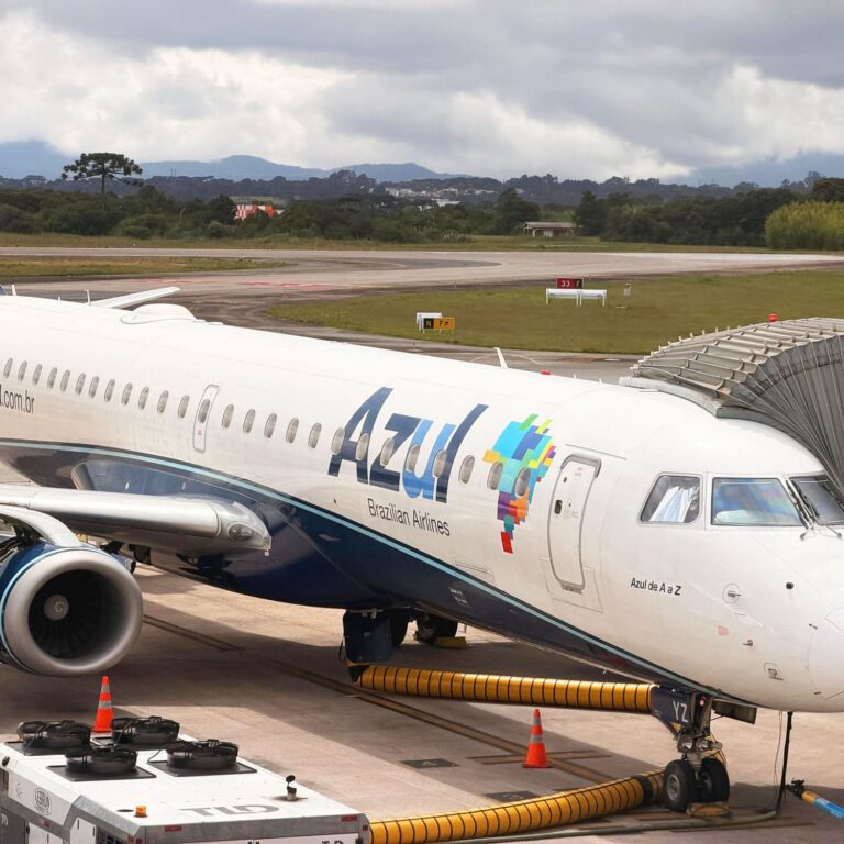 azul embraer american airlines