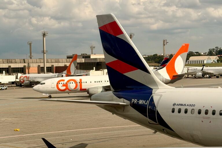 governo federal companhias aéreas gol latam azul
