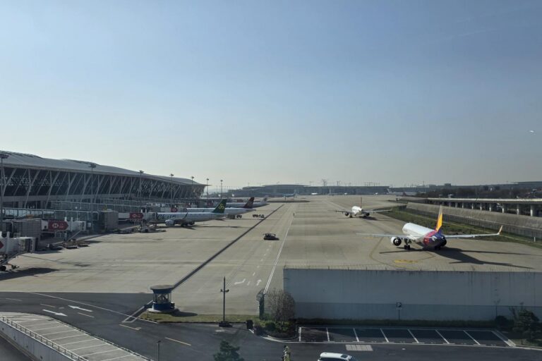 Compartilhando Emissões: Madri para Shanghai voando Iberia e Finnair em executiva