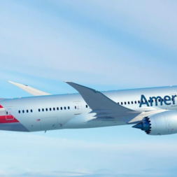 American Airlines limita uso de milhas para passagens próximas do embarque