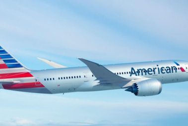 American Airlines limita uso de milhas para passagens próximas do embarque
