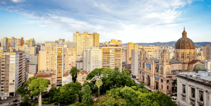 Porto Alegre te espera com conforto e economia! Veja hotéis com diárias a partir de R$ 179