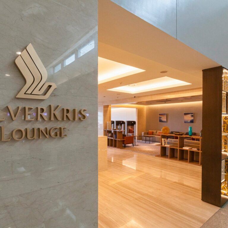SilverKris Lounge in Manila