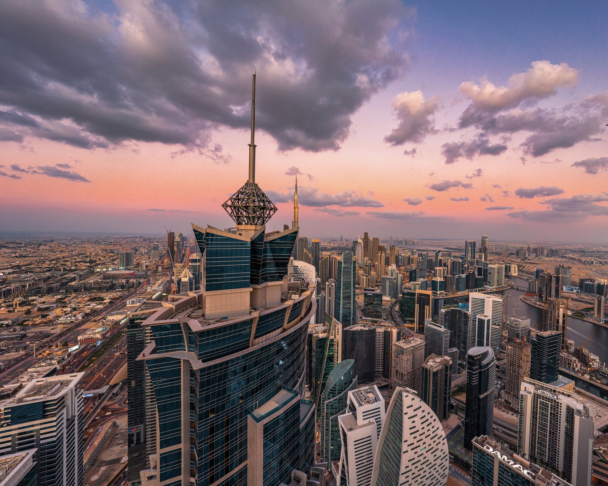 535341227_1082866733952212_3686377888040750033_n emirates hospedagem grátis dubai