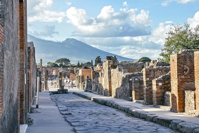 Pompeia terá visitas noturnas com degustação de vinhos e roteiro por áreas históricas