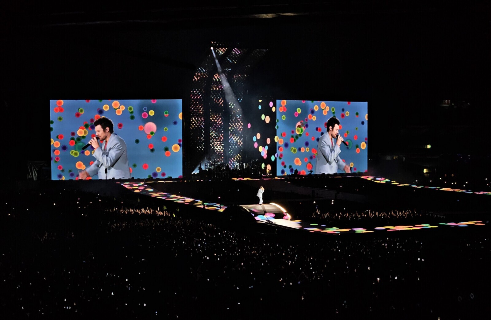 Harry Styles no MorumBIS - A nova turnê vista da experiência premium no Camarote Santander