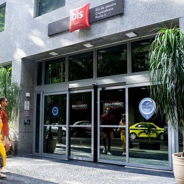 Hospede-se pelo Brasil em hotéis ibis com diárias a partir de R$ 130