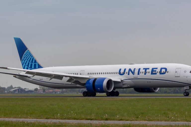 United estreia nova classe executiva Polaris Studio no Brasil
