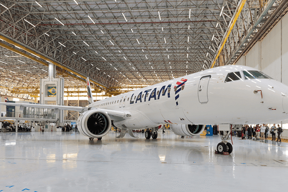 LATAM anuncia 42 rotas de operações com o Embraer E195-E2
